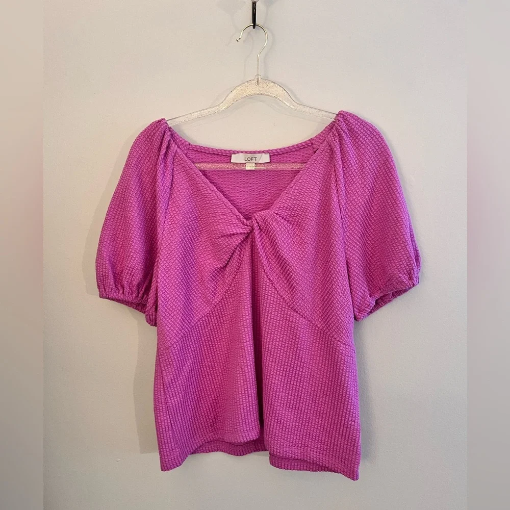 LOFT Magenta Puff Sleeve Textured Front Knot Top